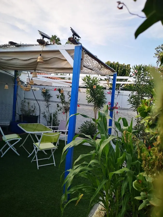 Yumbo Room Maspalomas  Couette-café Maspalomas (Gran Canaria)